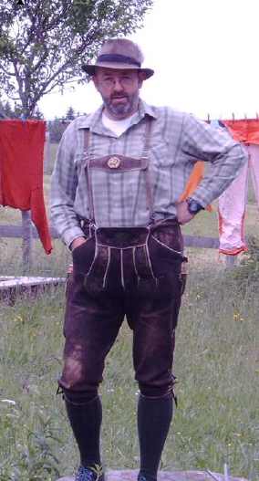 So laufe ich nicht nur im Allgäu rum sondern auch in London, Madrid, Rom und Helsinki. Kam bisher immer sehr gut an!